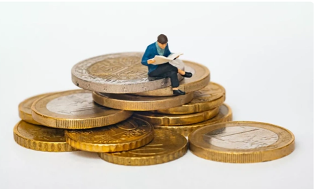 С 1 января 2026 г. минимальная заработная плата установлена в размере 858 рублей